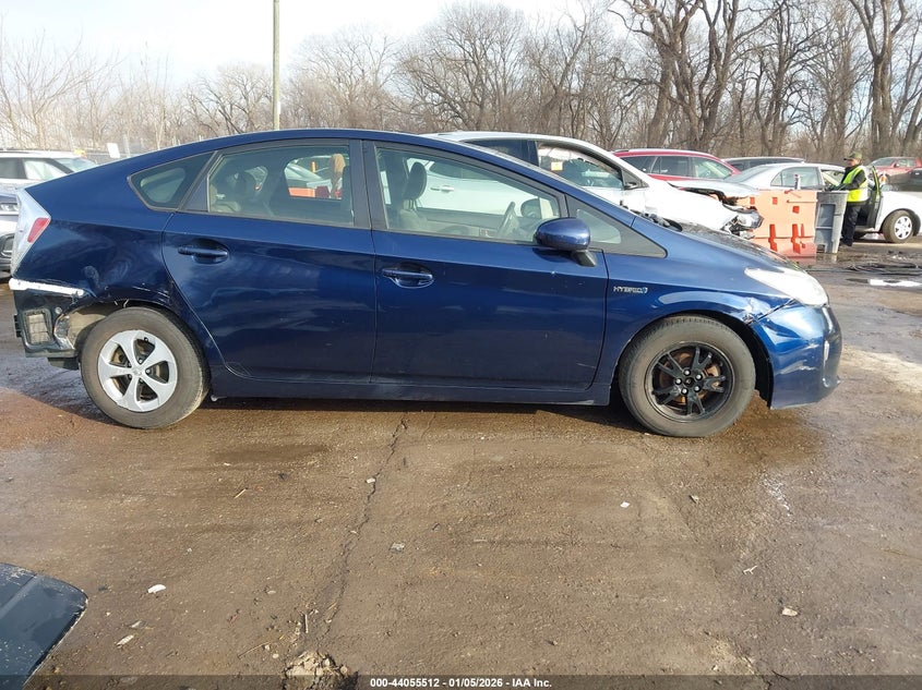 TOYOTA PRIUS - zdjęcie 15