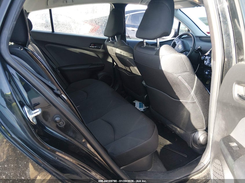 TOYOTA PRIUS - zdjęcie 8