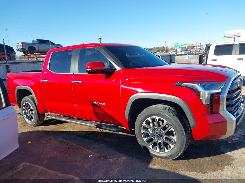 TOYOTA TUNDRA - zdjęcie 13