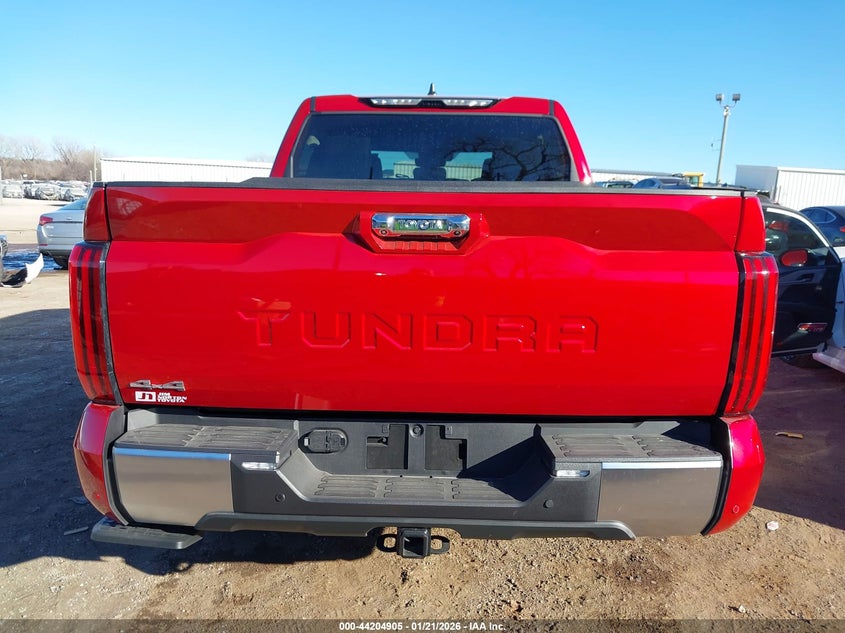 TOYOTA TUNDRA - zdjęcie 16