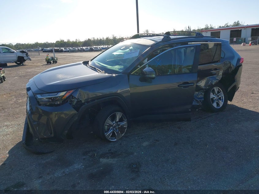 TOYOTA RAV4 - zdjęcie 2