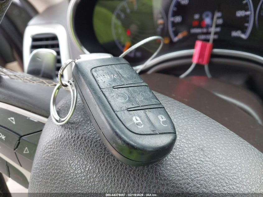 JEEP GRAND CHEROKEE - zdjęcie 11