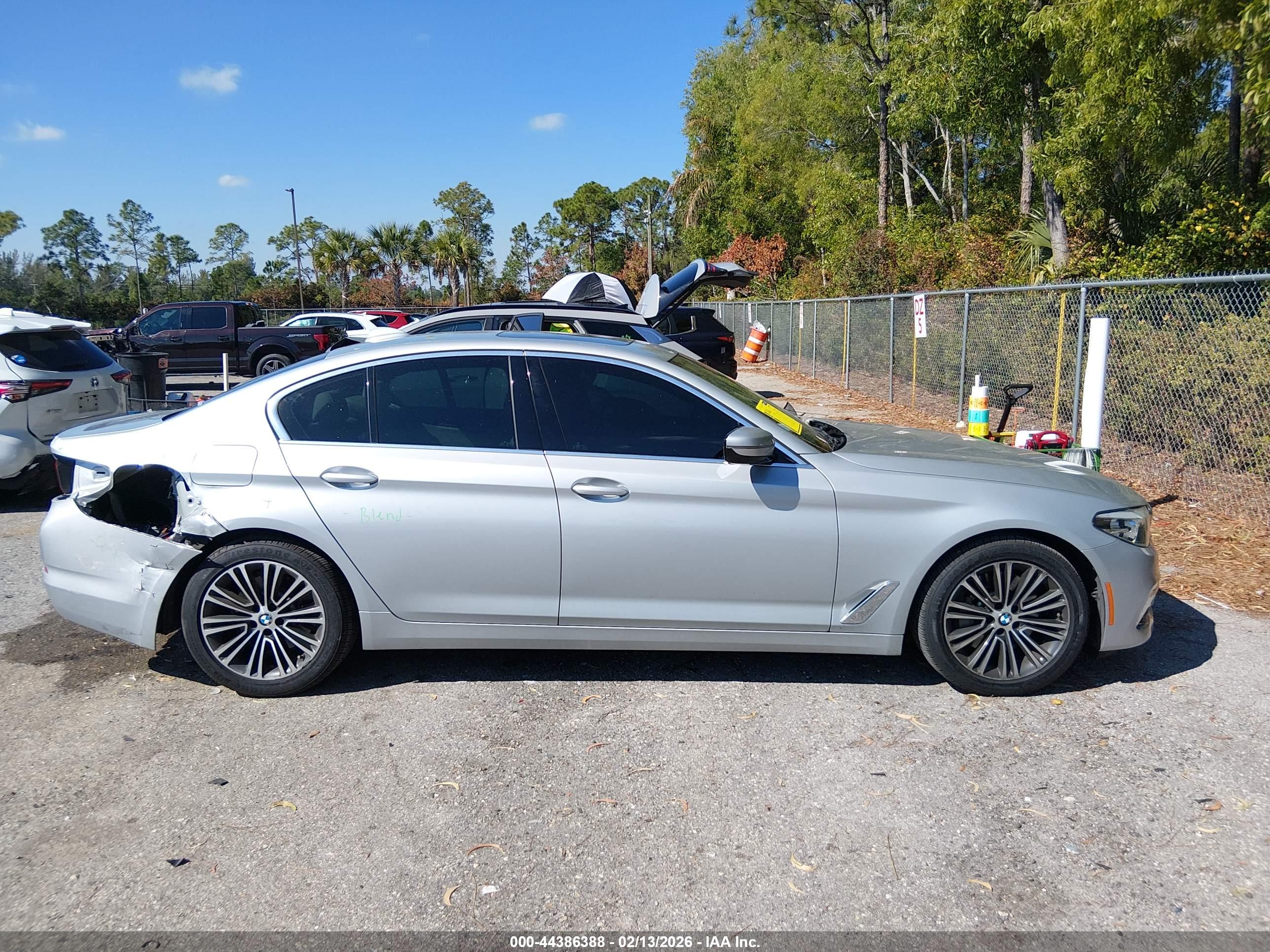 2019 BMW 530I - Image 14