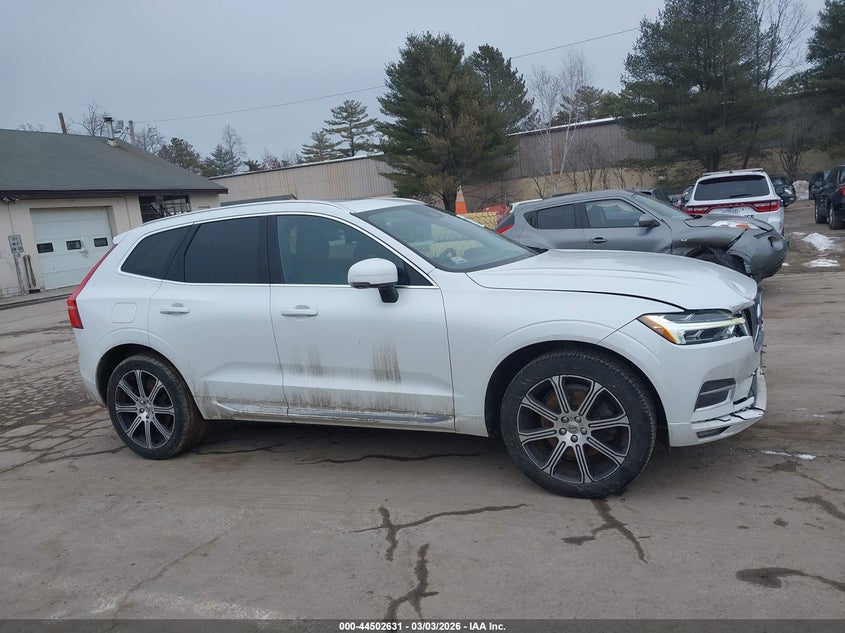 VOLVO XC60 - zdjęcie 13