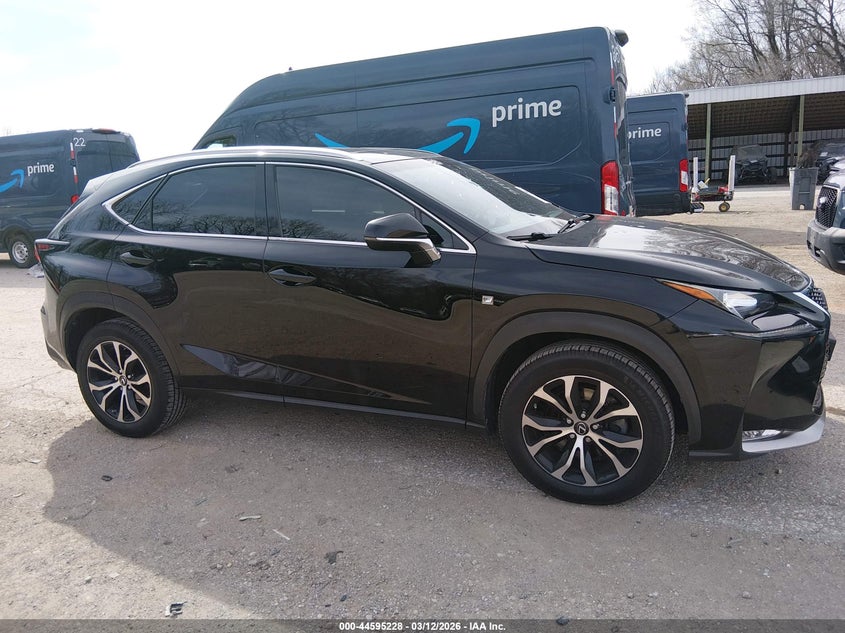 LEXUS NX 200T - zdjęcie 13