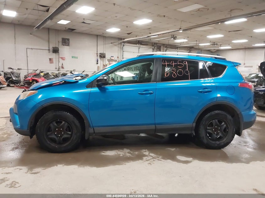 TOYOTA RAV4 - zdjęcie 14