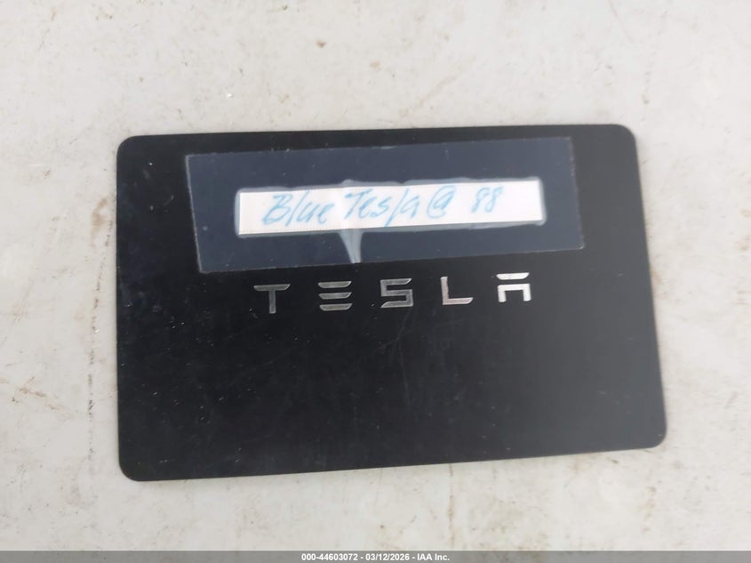 TESLA MODEL Y - zdjęcie 11