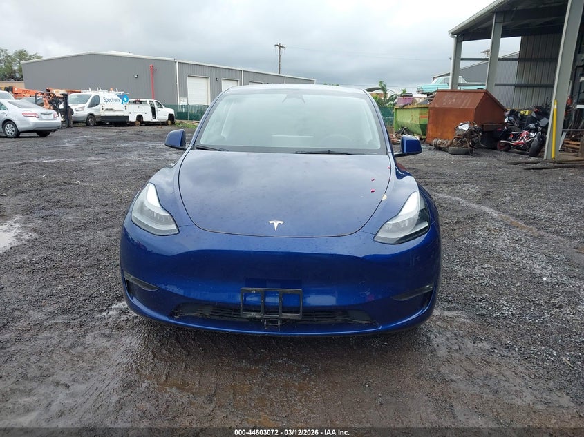 TESLA MODEL Y - zdjęcie 12