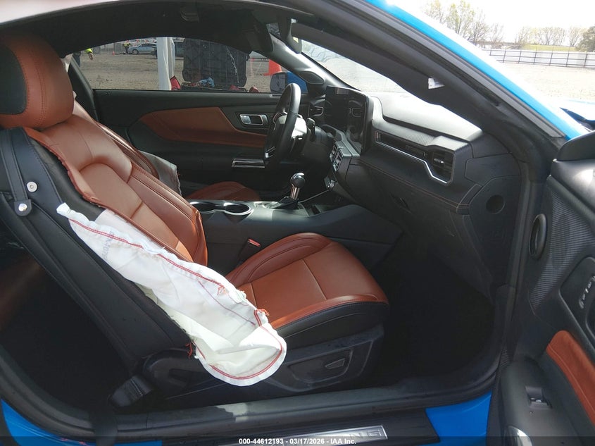 FORD MUSTANG - zdjęcie 8