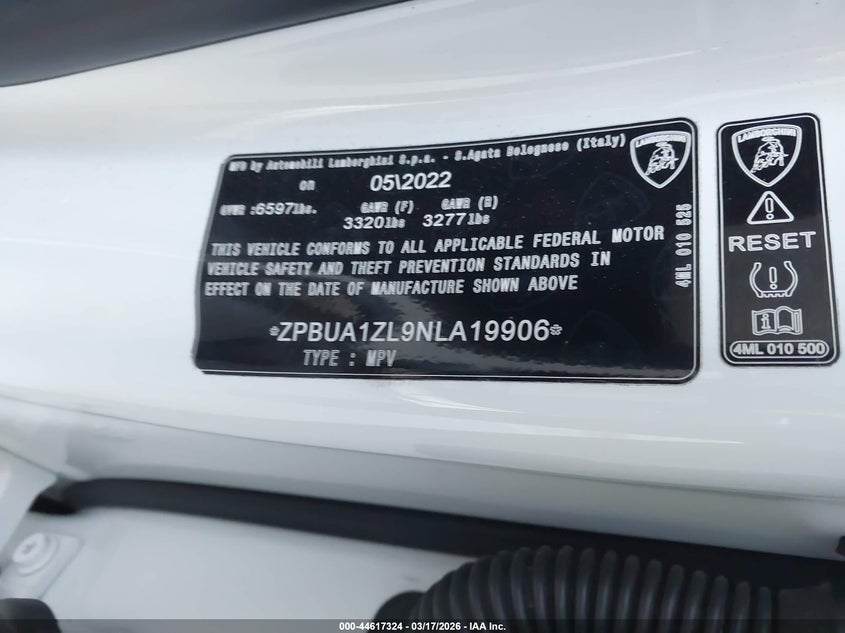 LAMBORGHINI URUS - zdjecie 9