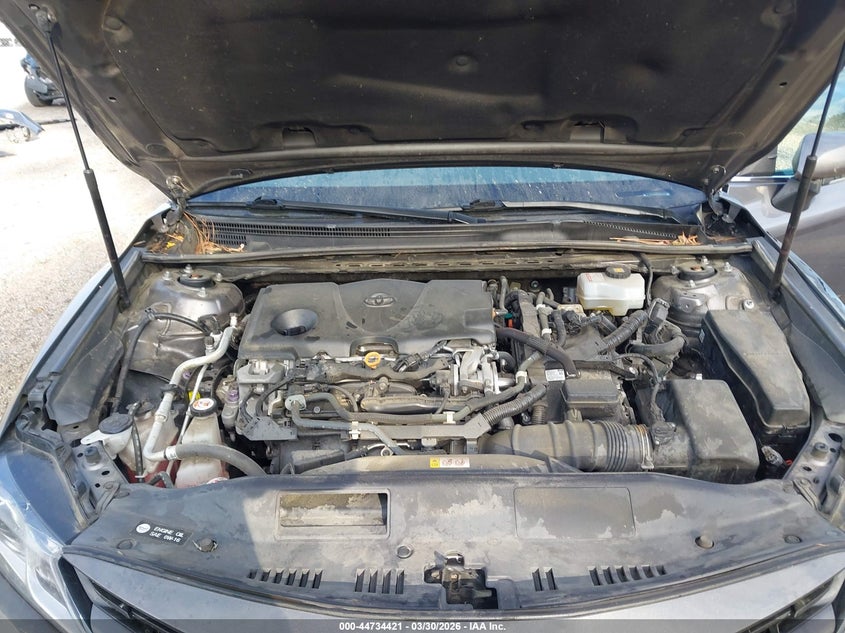 TOYOTA CAMRY - zdjęcie 10