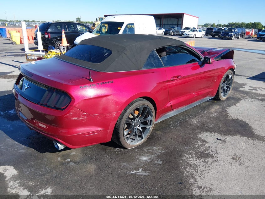 FORD MUSTANG - zdjęcie 4