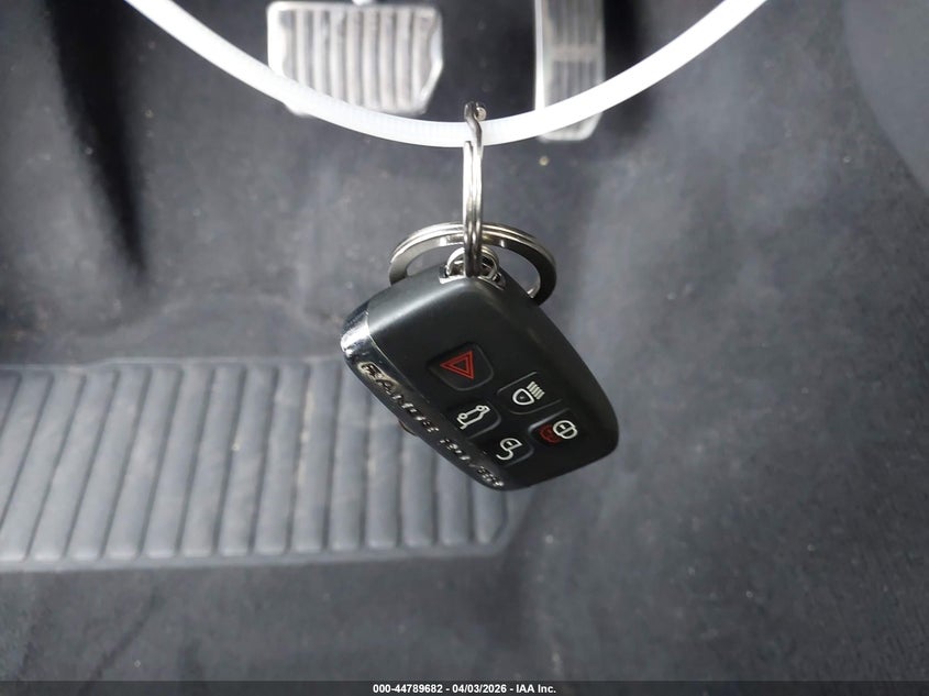 LAND ROVER RANGE ROVER VELAR - zdjęcie 11