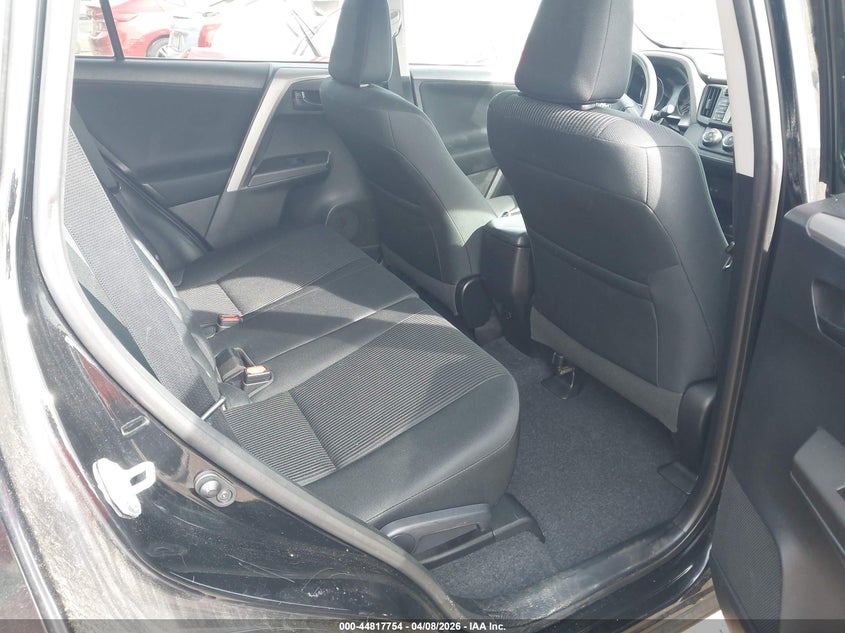 TOYOTA RAV4 - zdjęcie 8