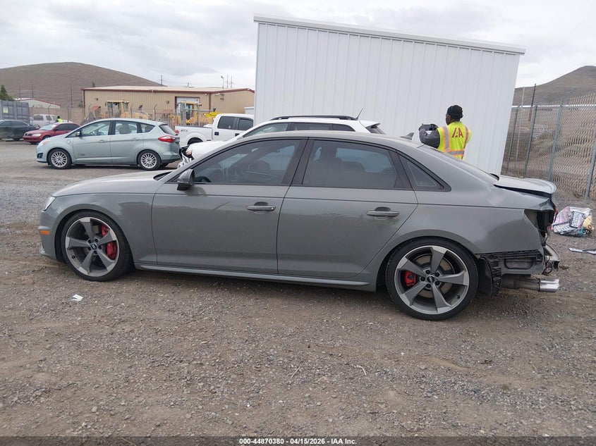 AUDI S4 - zdjęcie 14