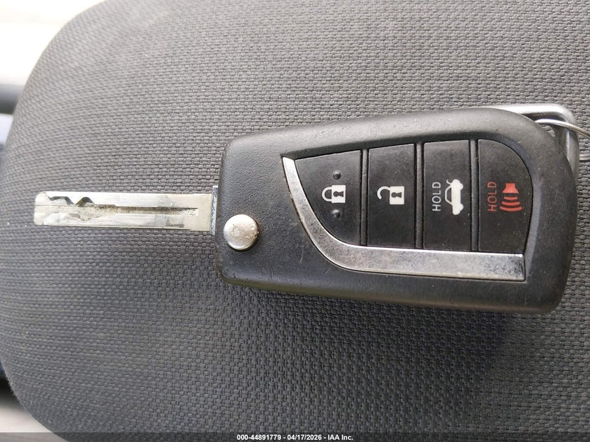 TOYOTA COROLLA - zdjęcie 11