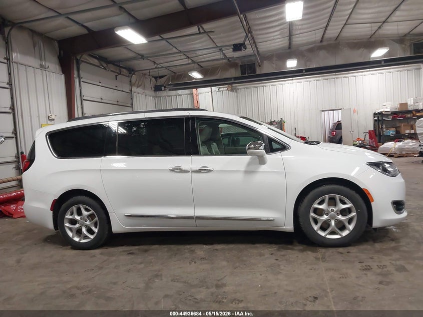 CHRYSLER PACIFICA - zdjęcie 13