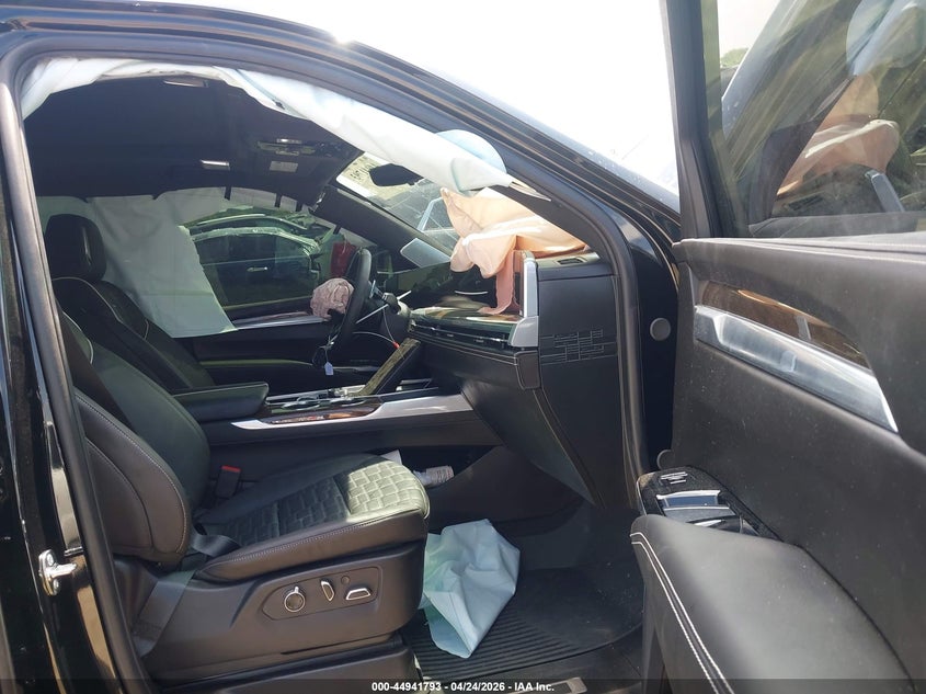CADILLAC ESCALADE - zdjęcie 5