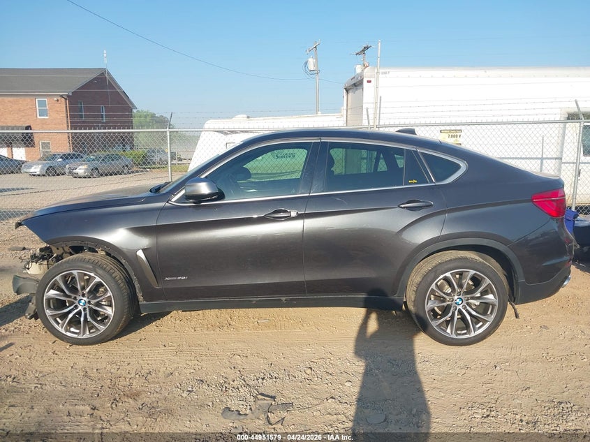 BMW X6 - zdjęcie 14