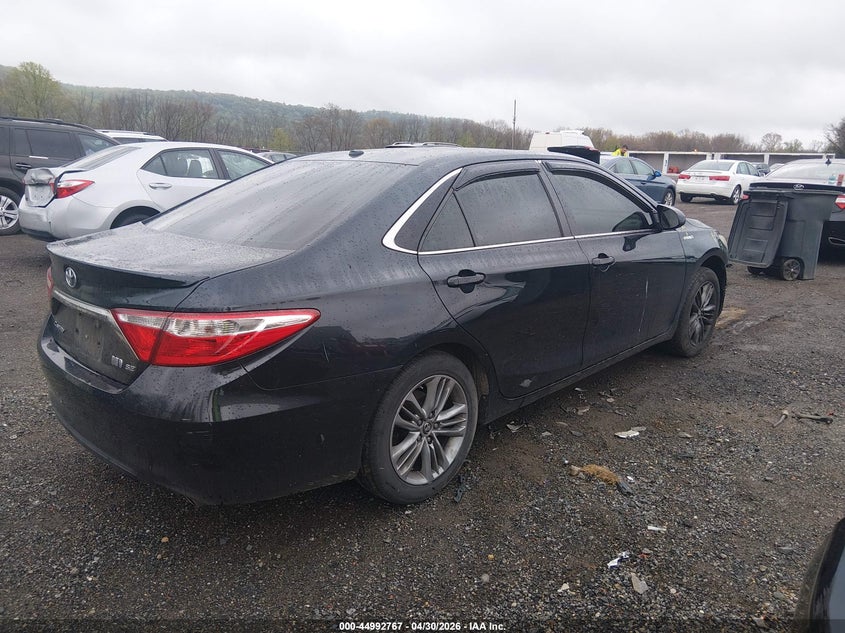 TOYOTA CAMRY HYBRID - zdjęcie 4