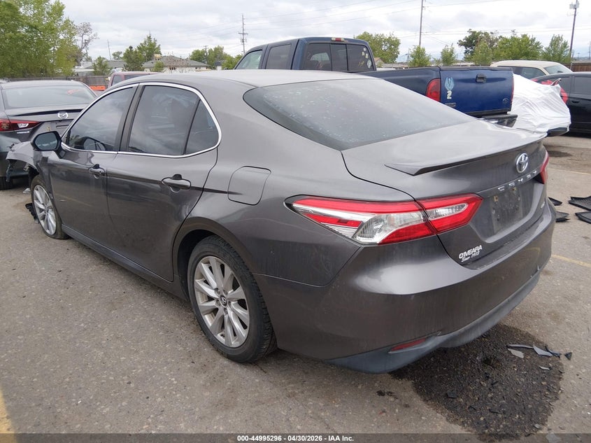 TOYOTA CAMRY - zdjęcie 3