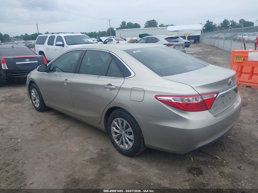 TOYOTA CAMRY - zdjęcie 3
