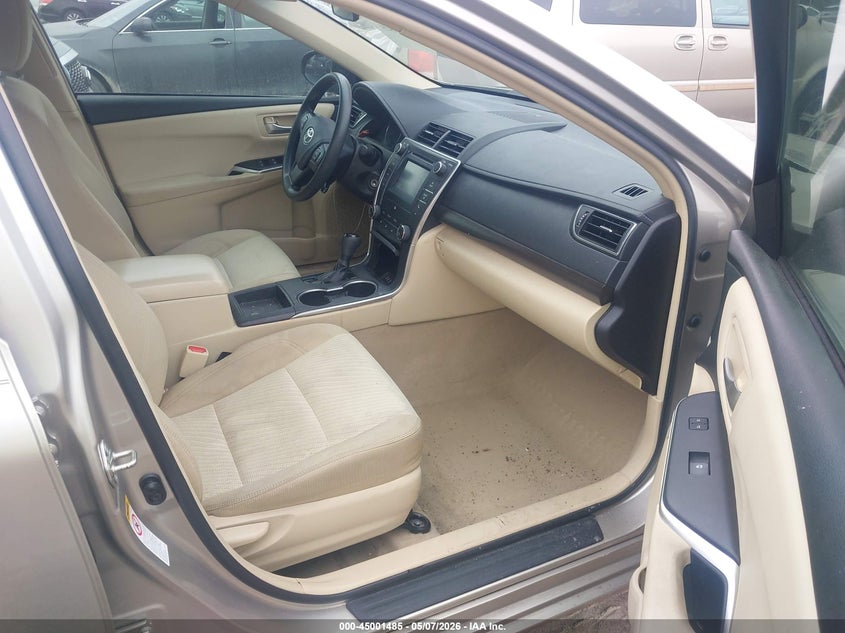 TOYOTA CAMRY - zdjęcie 5
