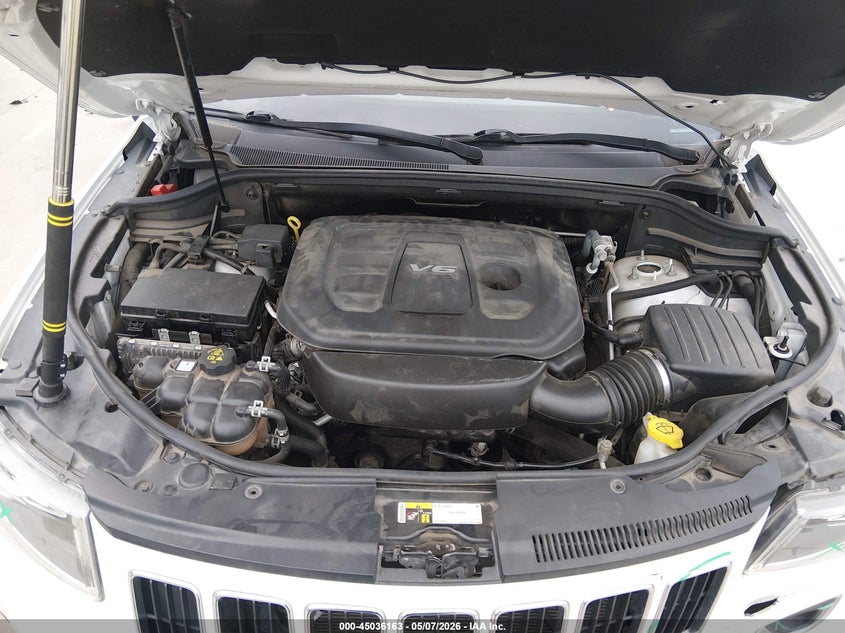 JEEP GRAND CHEROKEE - zdjęcie 10