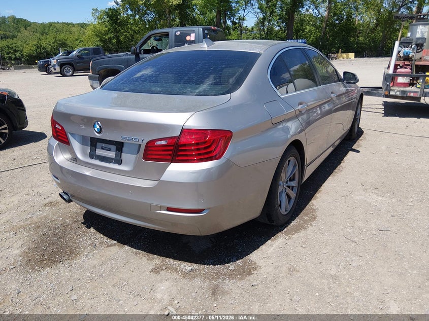 BMW 528I - zdjęcie 4