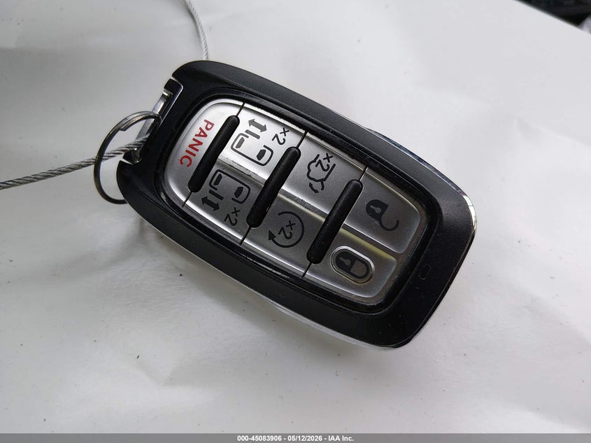 CHRYSLER PACIFICA - zdjęcie 11