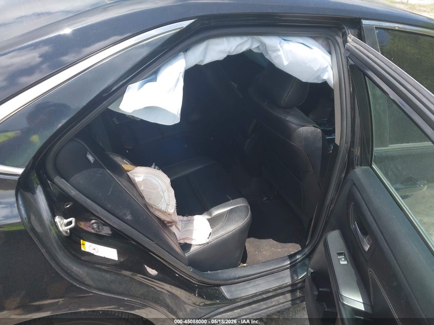 TOYOTA CAMRY - zdjęcie 8