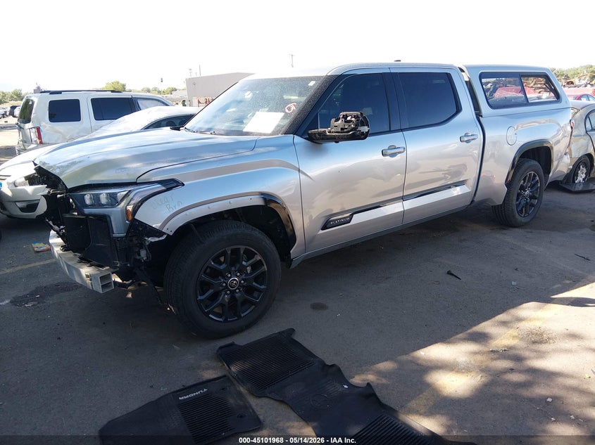 TOYOTA TUNDRA - zdjęcie 2