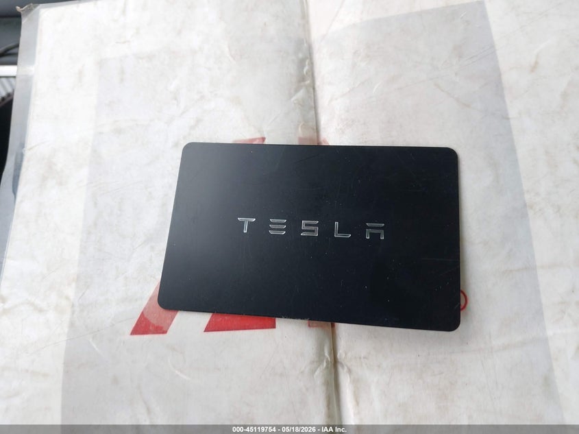 TESLA MODEL Y - zdjęcie 11