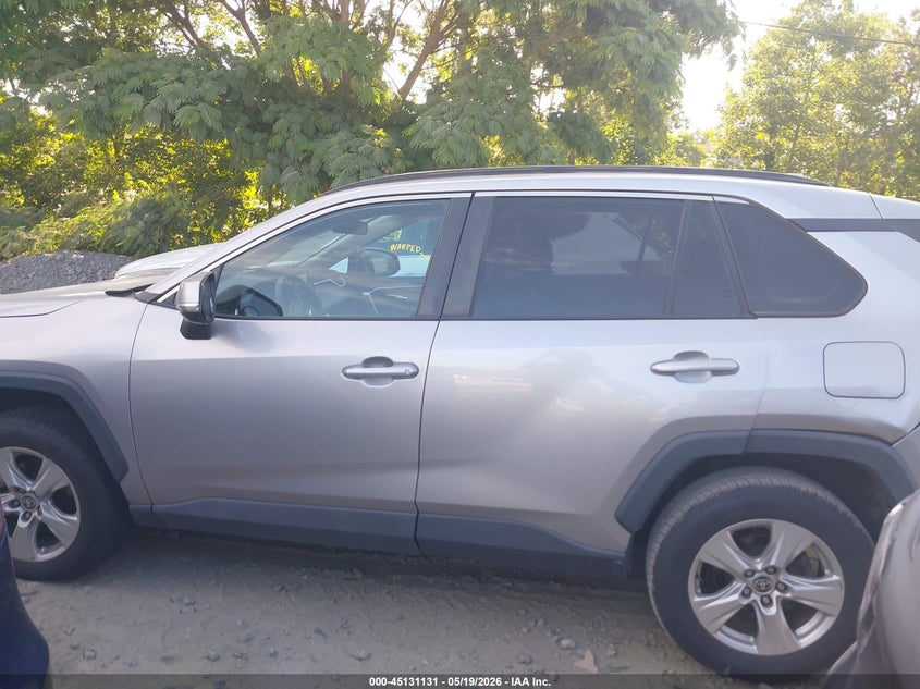 TOYOTA RAV4 - zdjęcie 14