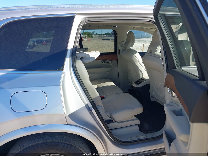 VOLVO XC90 - zdjęcie 8