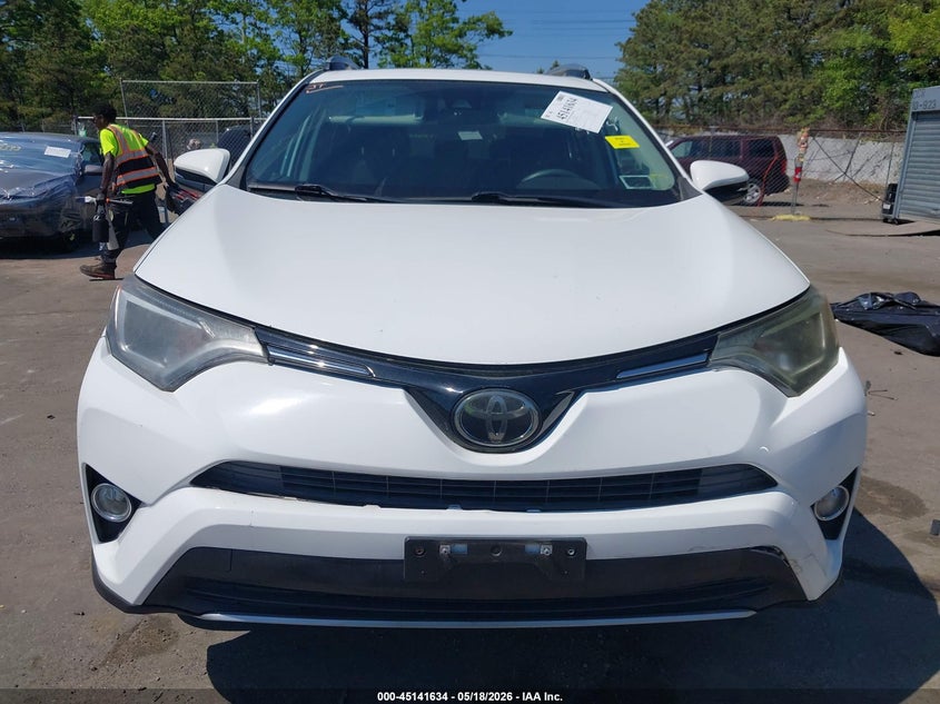 TOYOTA RAV4 - zdjęcie 12
