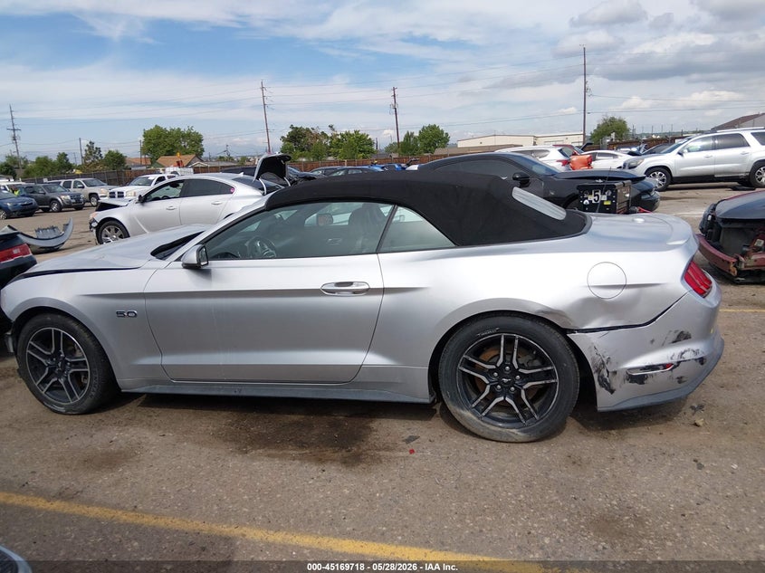 FORD MUSTANG - zdjęcie 15