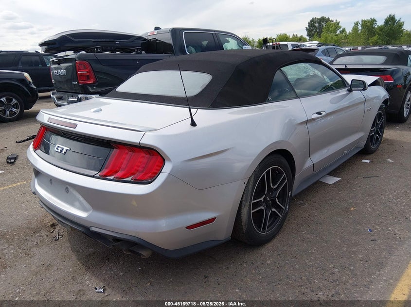 FORD MUSTANG - zdjęcie 4