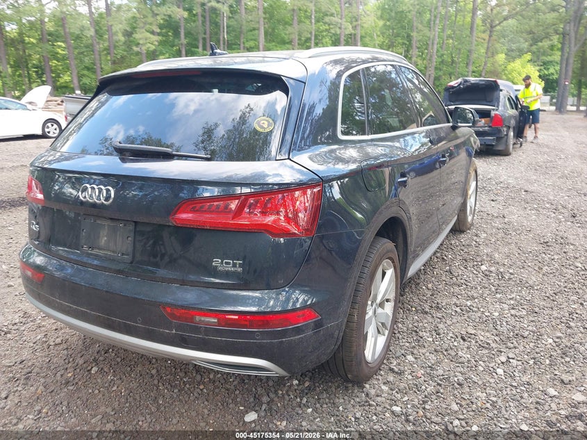AUDI Q5 - zdjęcie 4