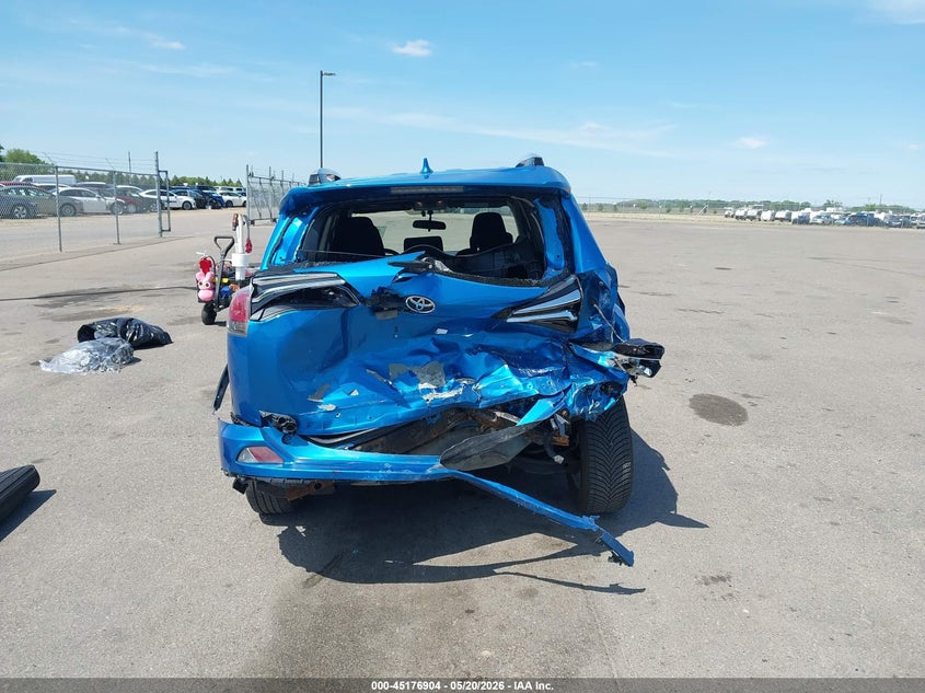 TOYOTA RAV4 - zdjęcie 17