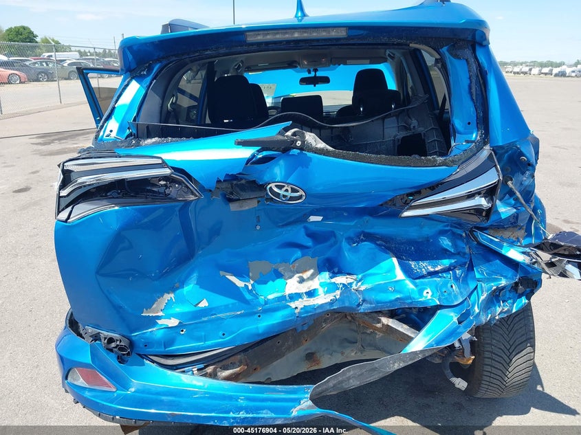 TOYOTA RAV4 - zdjęcie 6