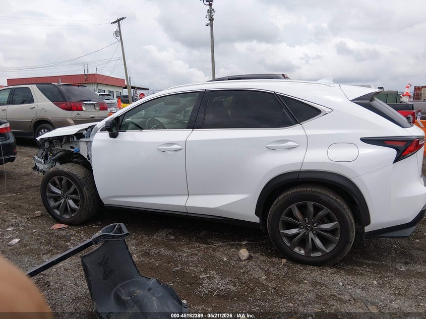 LEXUS NX 300 - zdjęcie 15