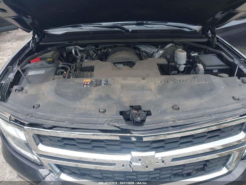 CHEVROLET SUBURBAN - zdjęcie 10