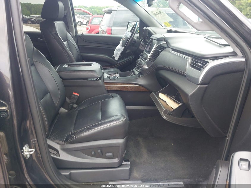 CHEVROLET SUBURBAN - zdjęcie 5