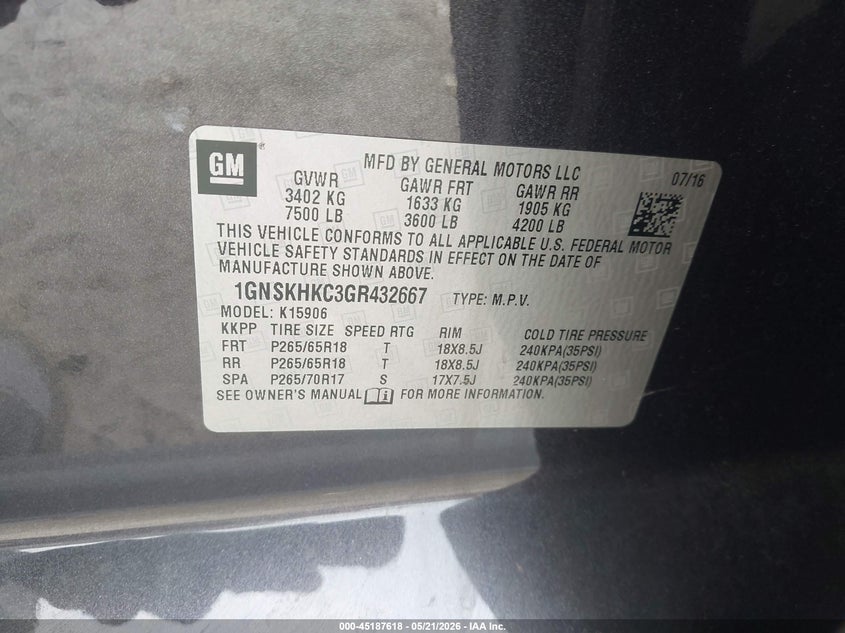 CHEVROLET SUBURBAN - zdjęcie 9