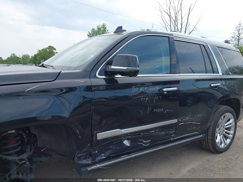 CADILLAC ESCALADE - zdjęcie 16