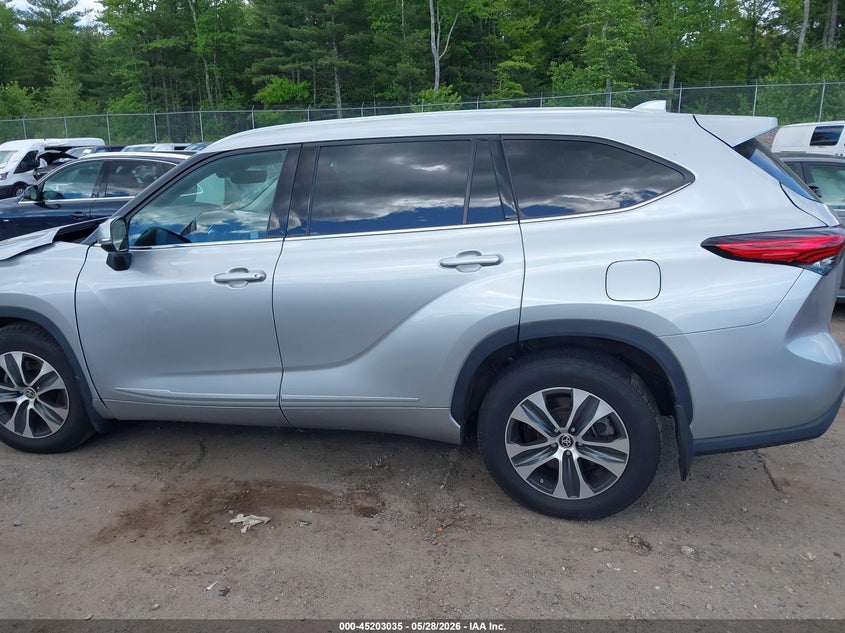 TOYOTA HIGHLANDER - zdjęcie 14