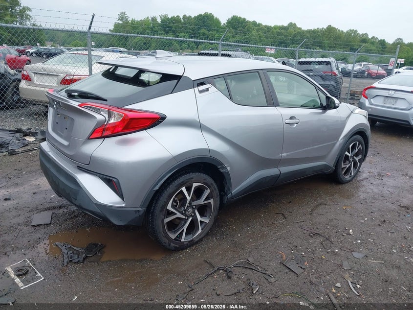 TOYOTA C-HR - zdjęcie 4
