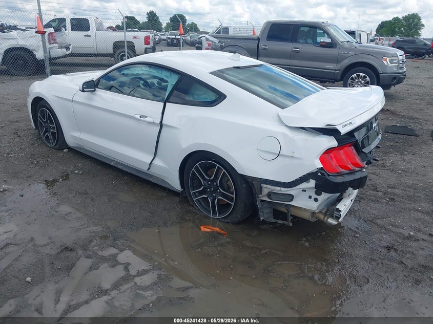 FORD MUSTANG - zdjęcie 3