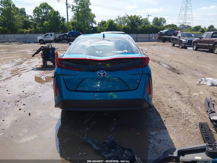 TOYOTA PRIUS PRIME - zdjęcie 16